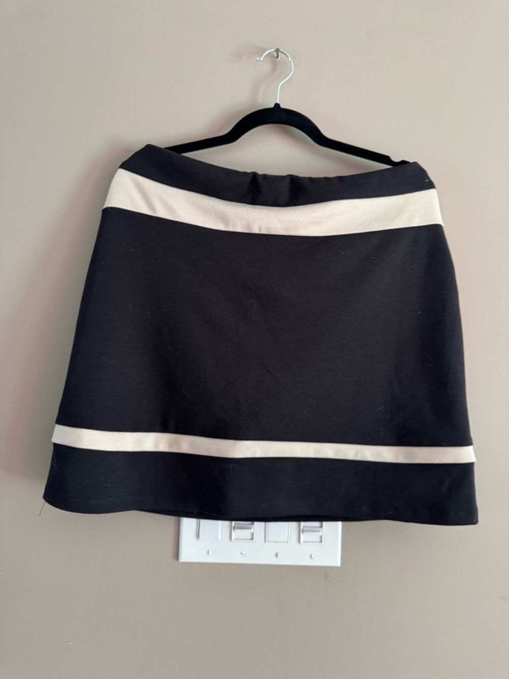 Smart Set Black and Cream Trim A-Line Skirt